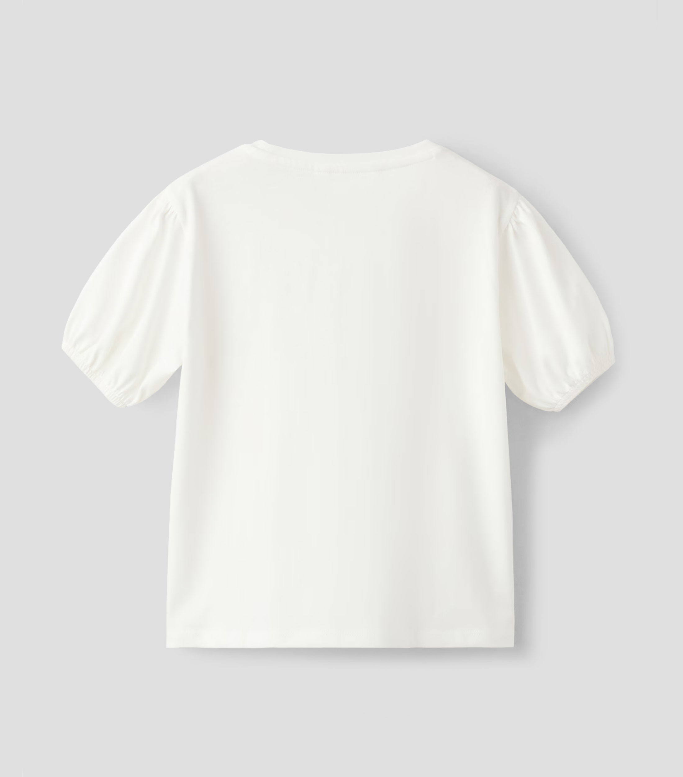 Playera de cuello redondo y manga corta con bordado sólido Niña